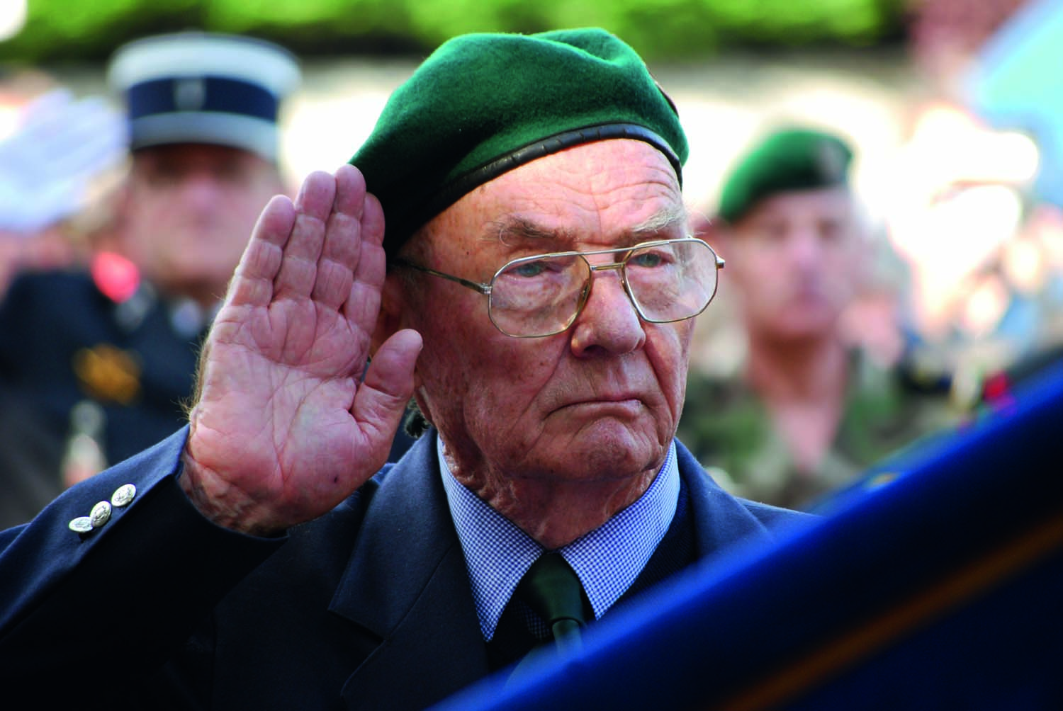 Mort de Jean Masson (1er BFMC) Magazine Raids